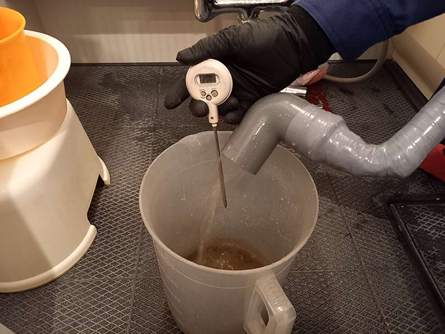 給水・給湯管洗浄工事